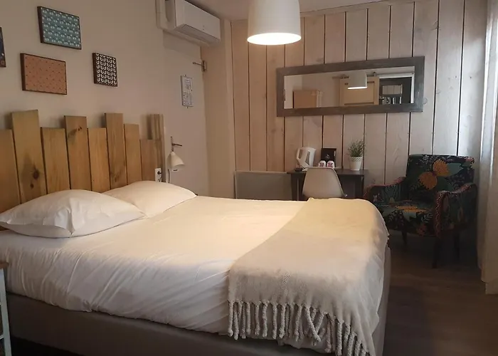 L'ile Aux Oiseaux Hotel