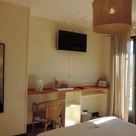 L'ile Aux Oiseaux 酒店 4*